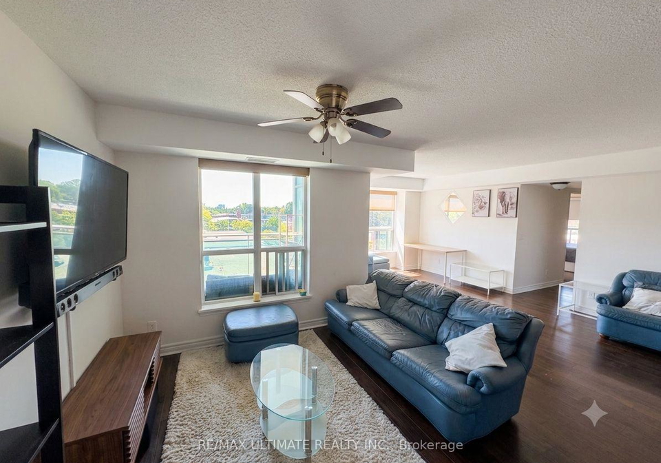 60-fairfax-crescent-scarborough-ontario-e13475940