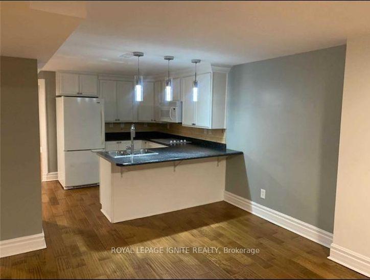 8-vail-meadows-crescent-clarington-ontario-e13476264