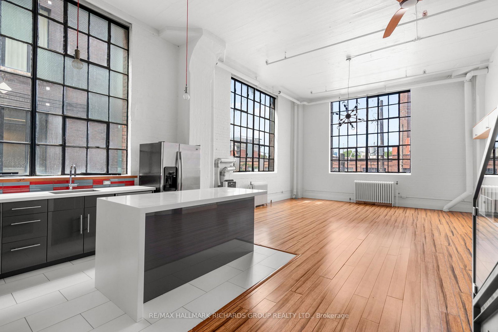 245-carlaw-avenue-toronto-ontario-e13476566