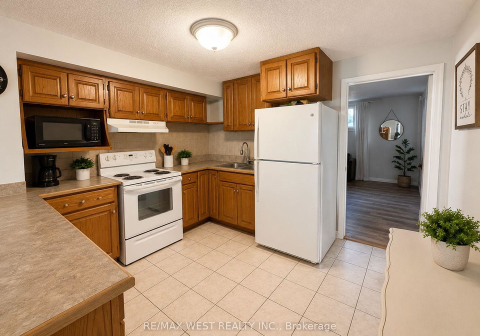 1191-simcoe-street-s-oshawa-ontario-e13476814