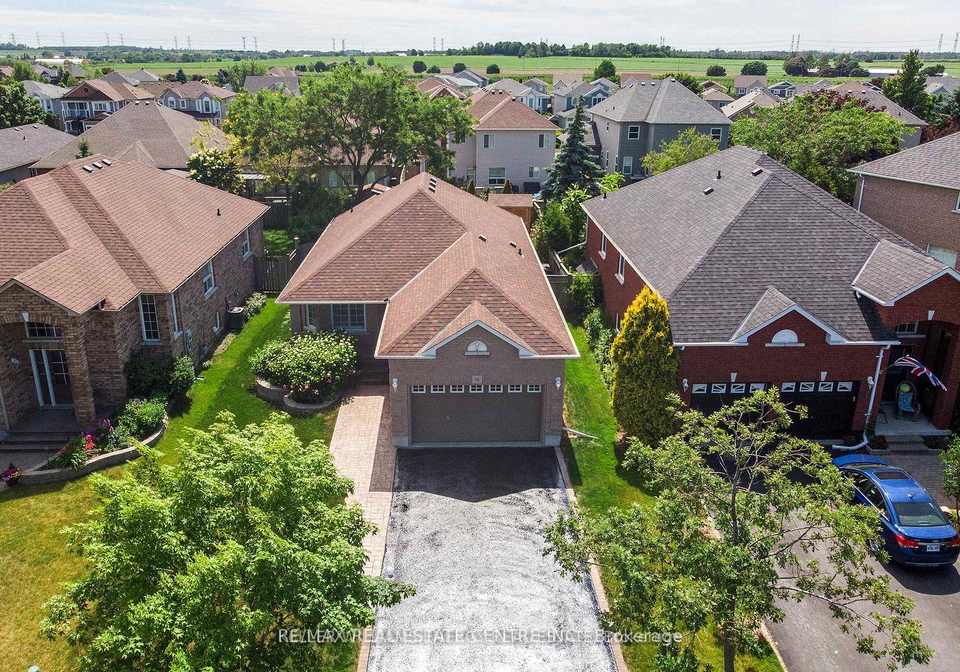 36-padfield-drive-clarington-ontario-e13477008