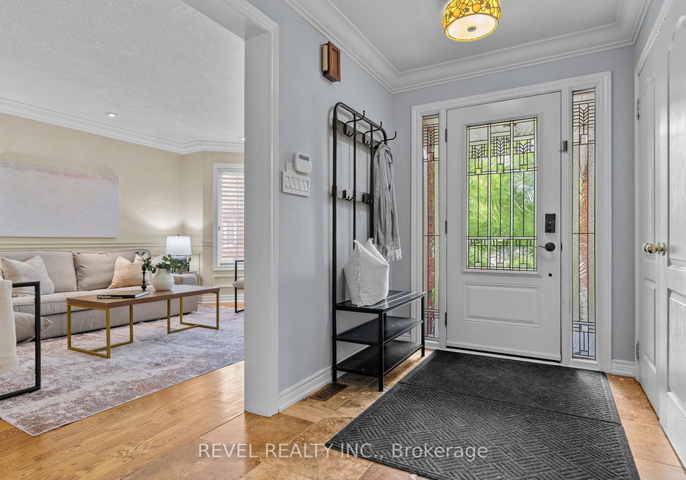 7-callander-court-ajax-ontario-e13477704