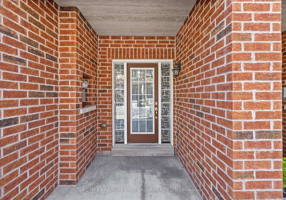 17-edison-way-whitby-ontario-e13477872