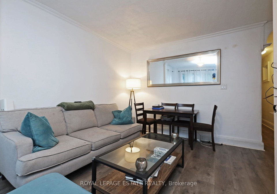 36-meadow-avenue-scarborough-ontario-e13478392