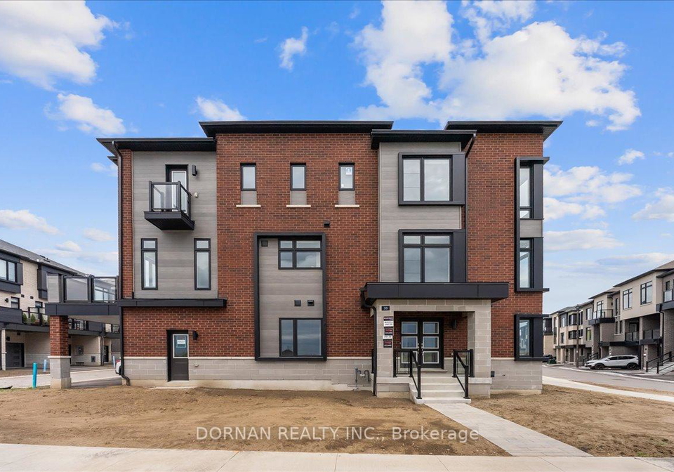 33-pluto-way-whitby-ontario-e13478514