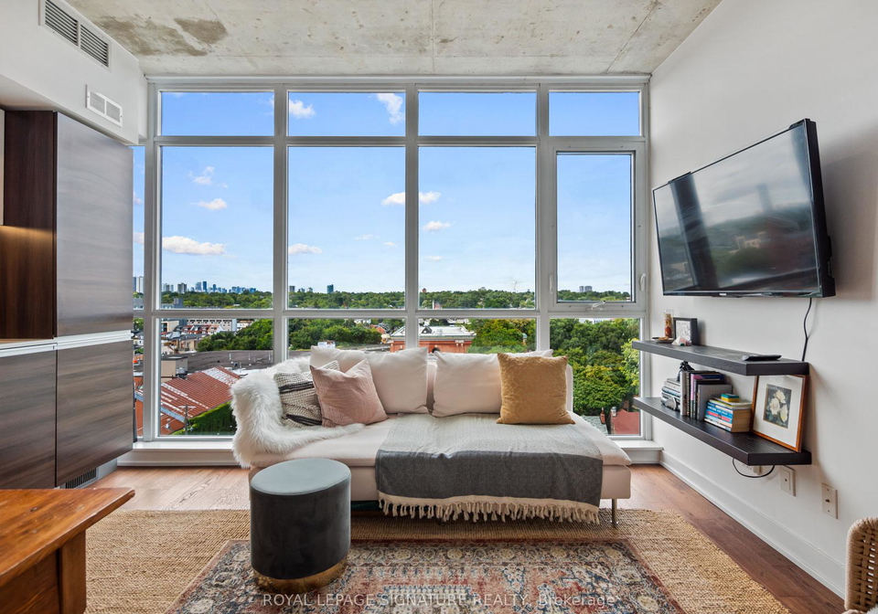 1190-dundas-street-e-toronto-ontario-e13478880
