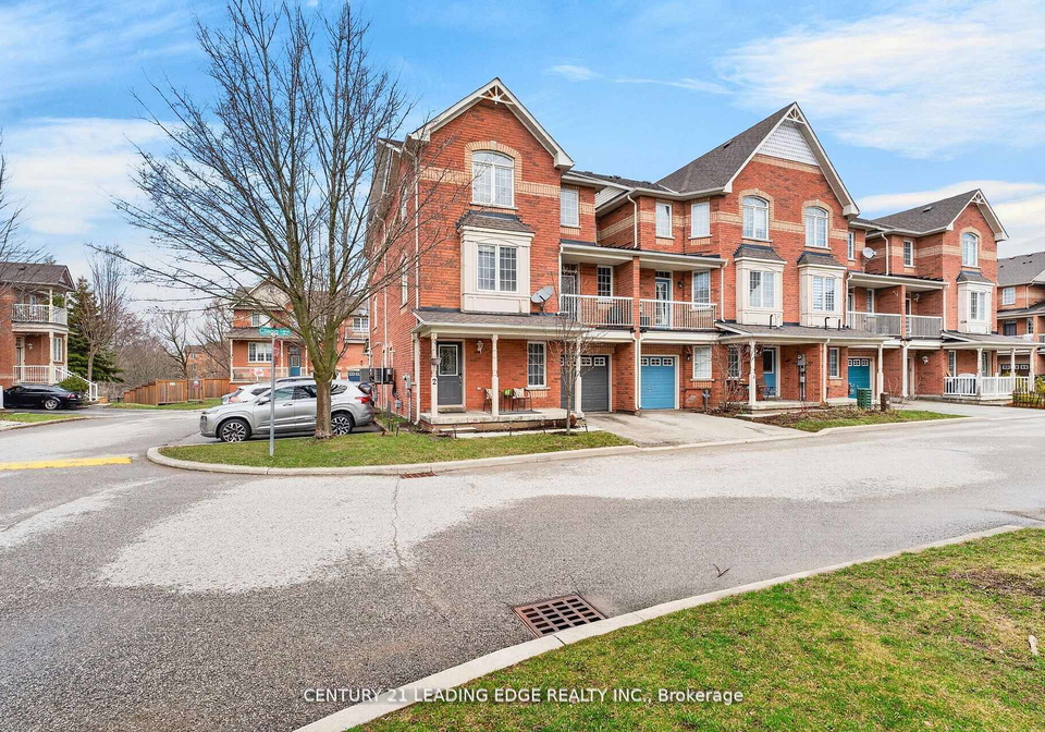 2-clegg-lane-ajax-ontario-e13478960