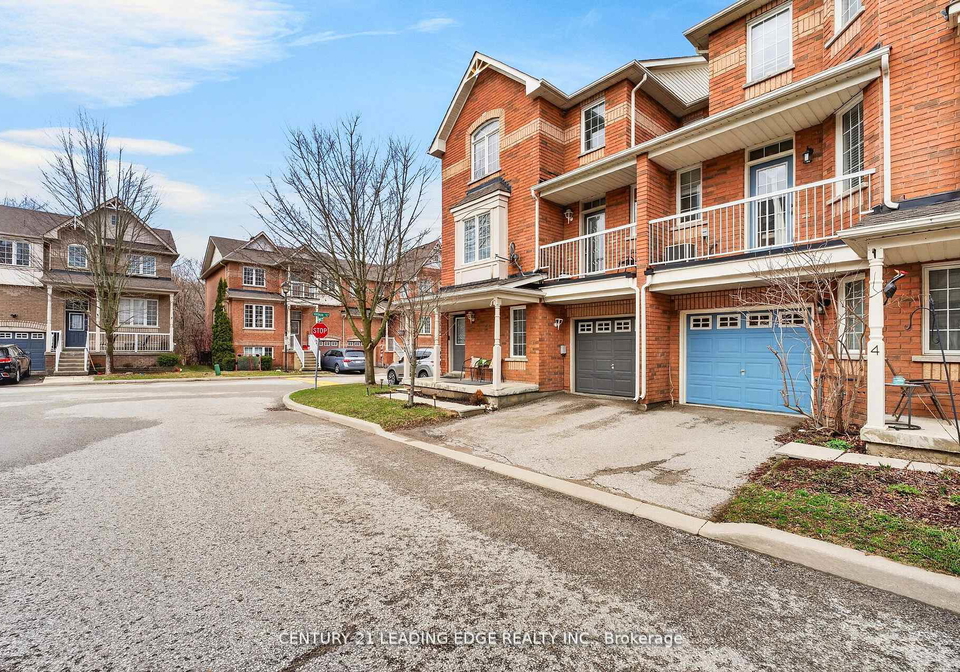 2-clegg-lane-ajax-ontario-e13478960