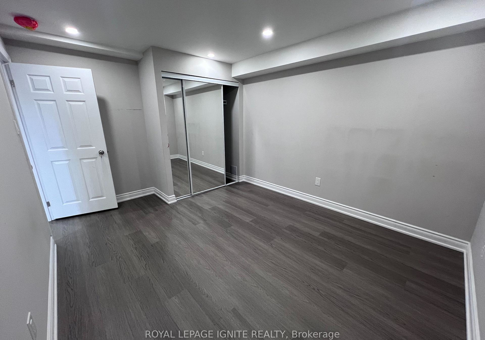 2449-hibiscus-drive-pickering-ontario-e13479014