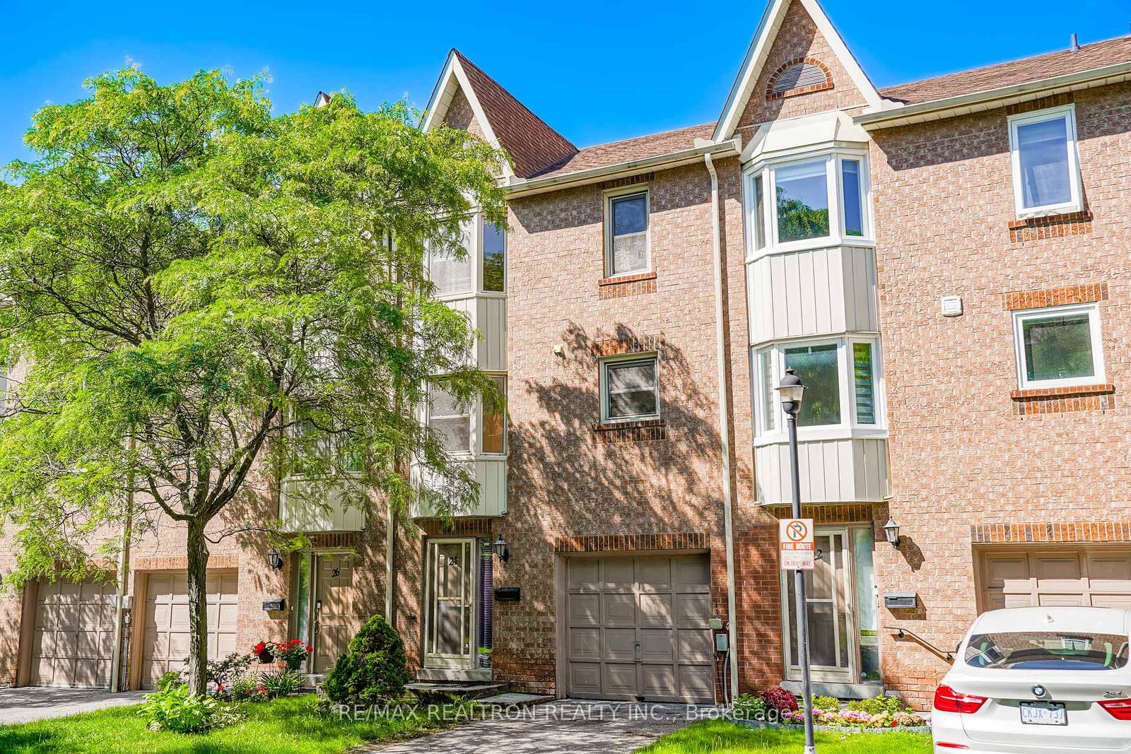 25-cardwell-avenue-scarborough-ontario-e13479534