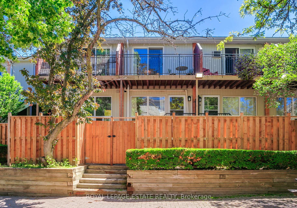 1209-queen-street-e-toronto-ontario-e13479840