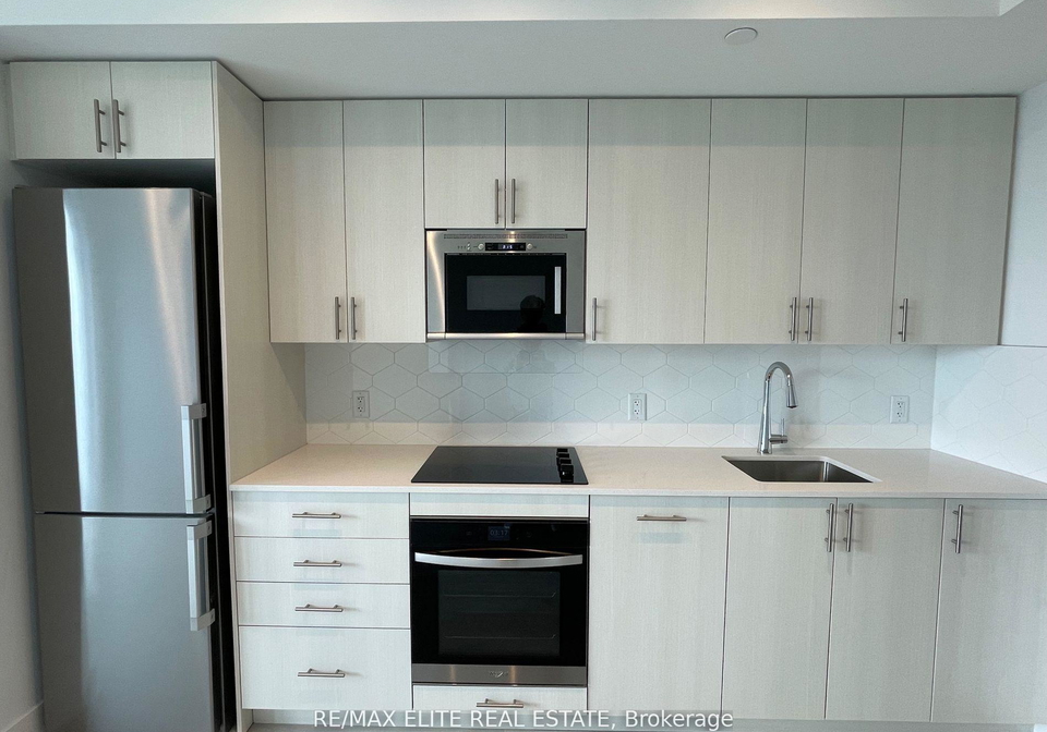 2545-simcoe-street-n-oshawa-ontario-e13479878