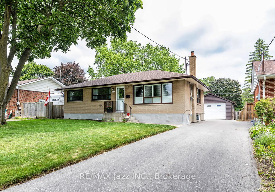 571-finucane-street-oshawa-ontario-e13479880
