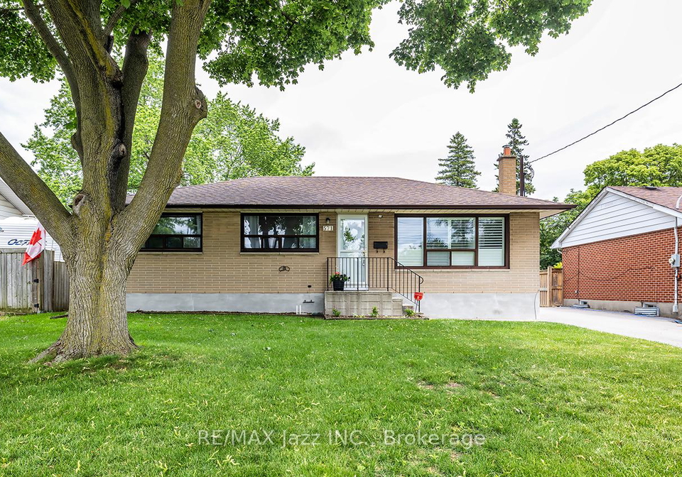 571-finucane-street-oshawa-ontario-e13479880