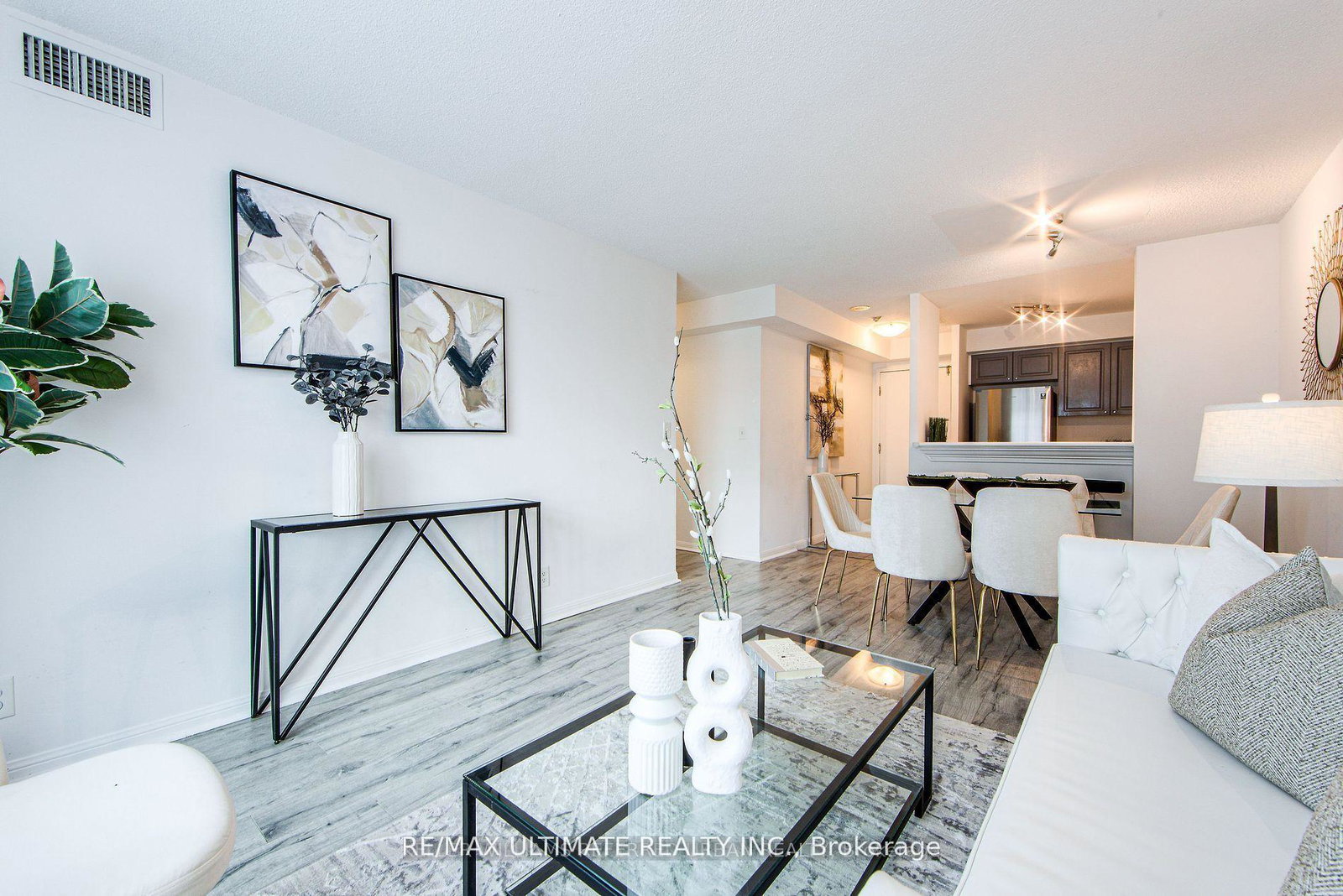 11-lee-centre-drive-scarborough-ontario-e13479902