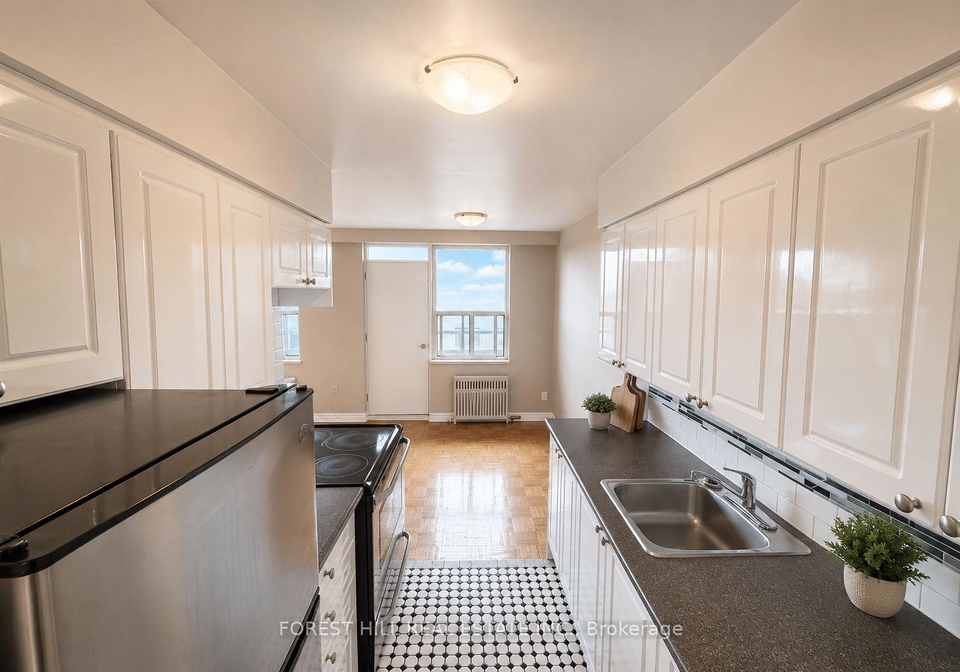 108-goodwood-park-east-york-ontario-e13480242