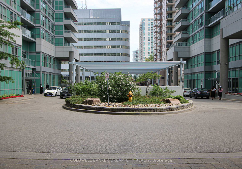 60-town-centre-court-scarborough-ontario-e13480776