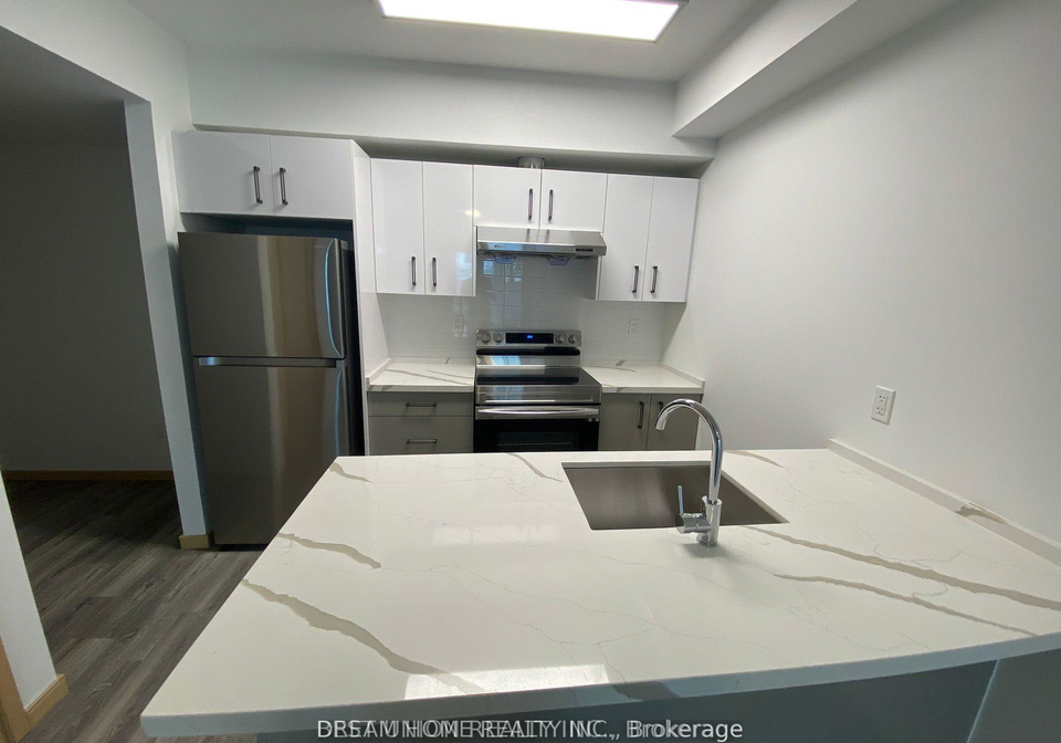 50-morecambe-gate-scarborough-ontario-e13481528