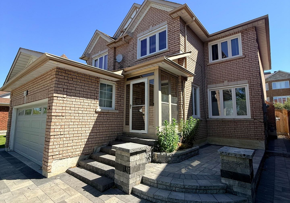 147-elizabeth-street-ajax-ontario-e13481746