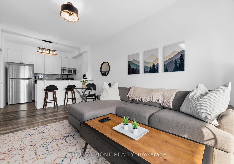 1-sidney-lane-clarington-ontario-e13482326