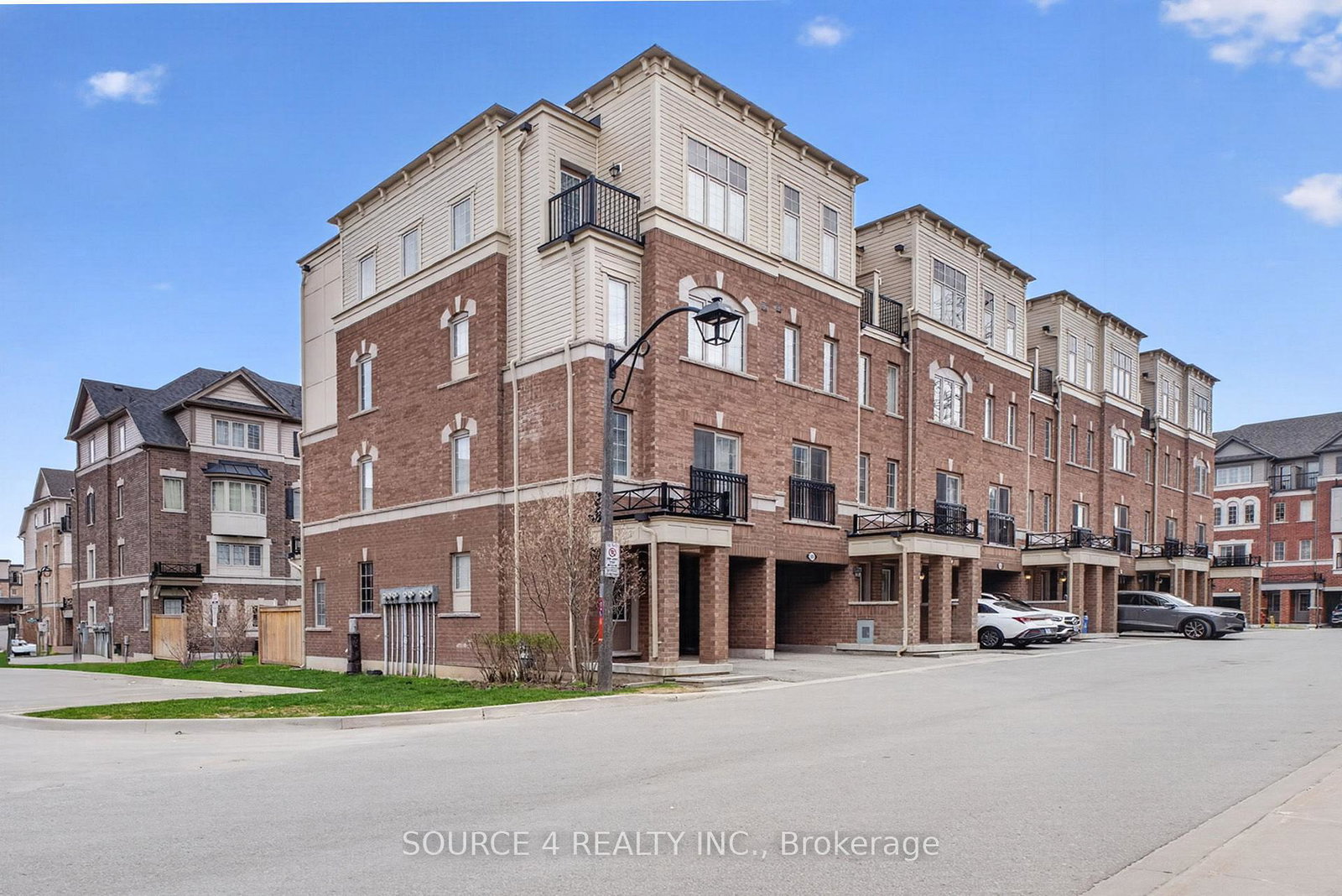 2698-deputy-minister-path-oshawa-ontario-e13482996