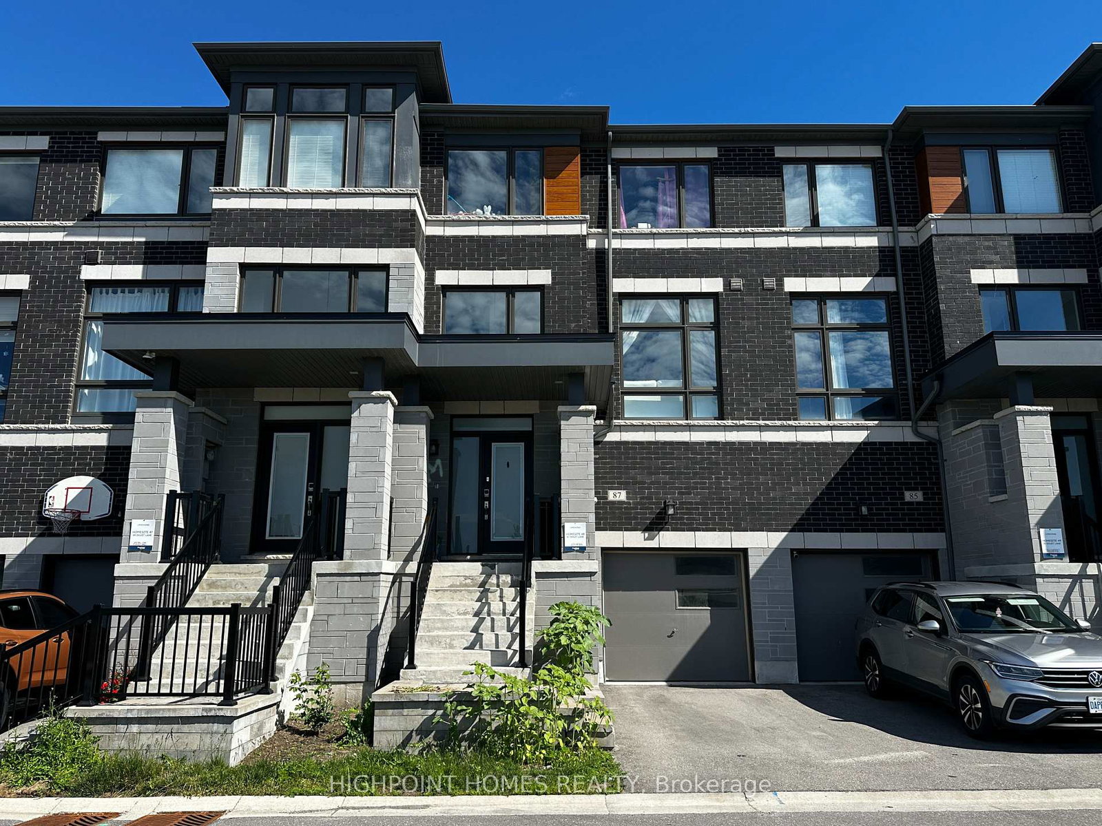 87-douet-lane-ajax-ontario-e13483560