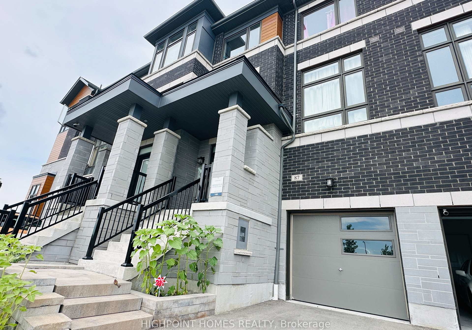 87-douet-lane-ajax-ontario-e13483560