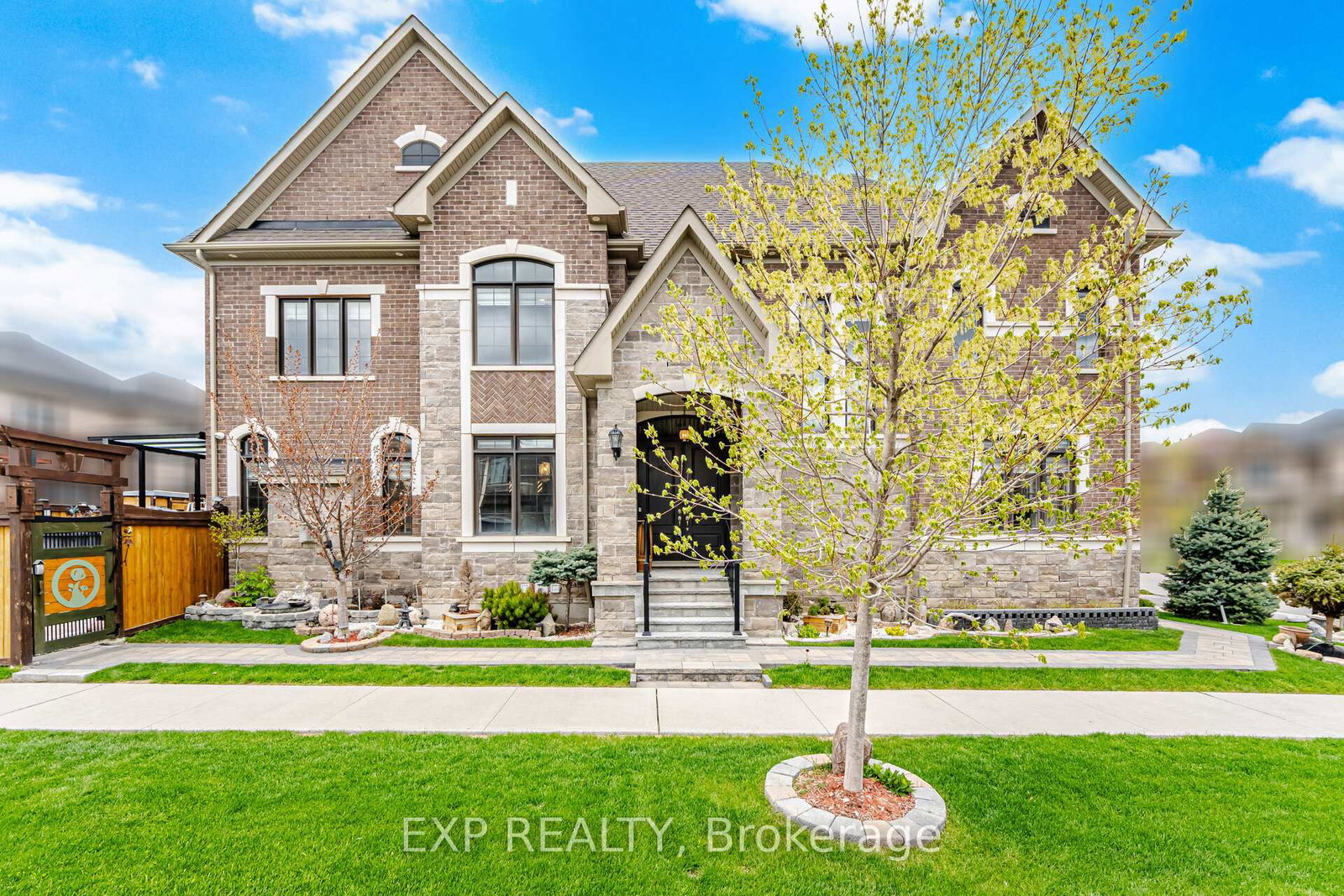 13-arksey-street-whitby-ontario-e13483592