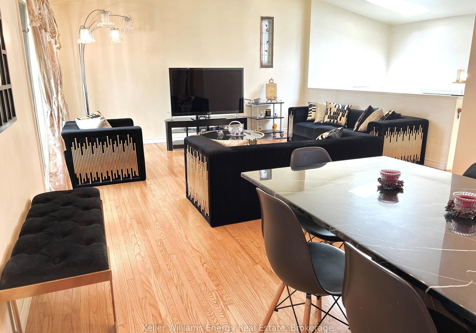 42-oakley-boulevard-scarborough-ontario-e13483816