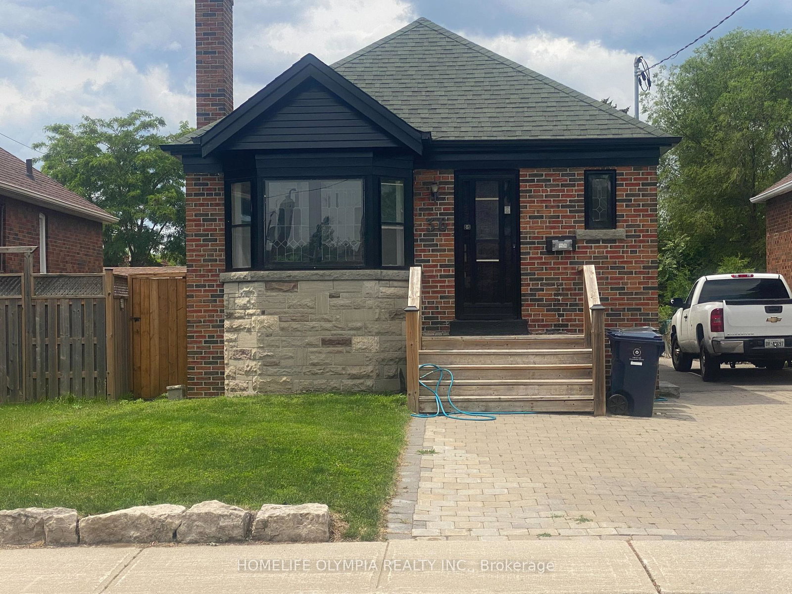 36-athlone-road-east-york-ontario-e13484108