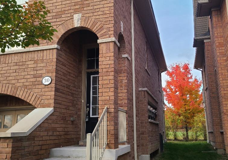 30-burtonbury-lane-ajax-ontario-e13484360