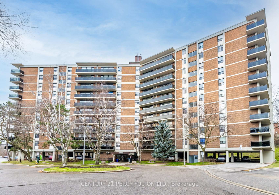 8-park-vista-drive-east-york-ontario-e13484474