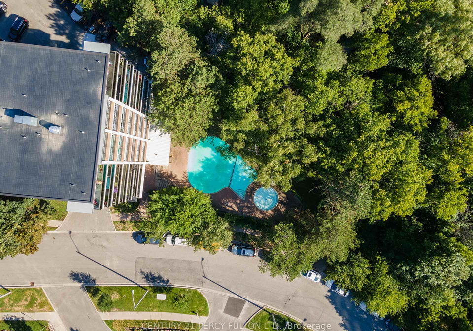 2-park-vista-drive-east-york-ontario-e13484512