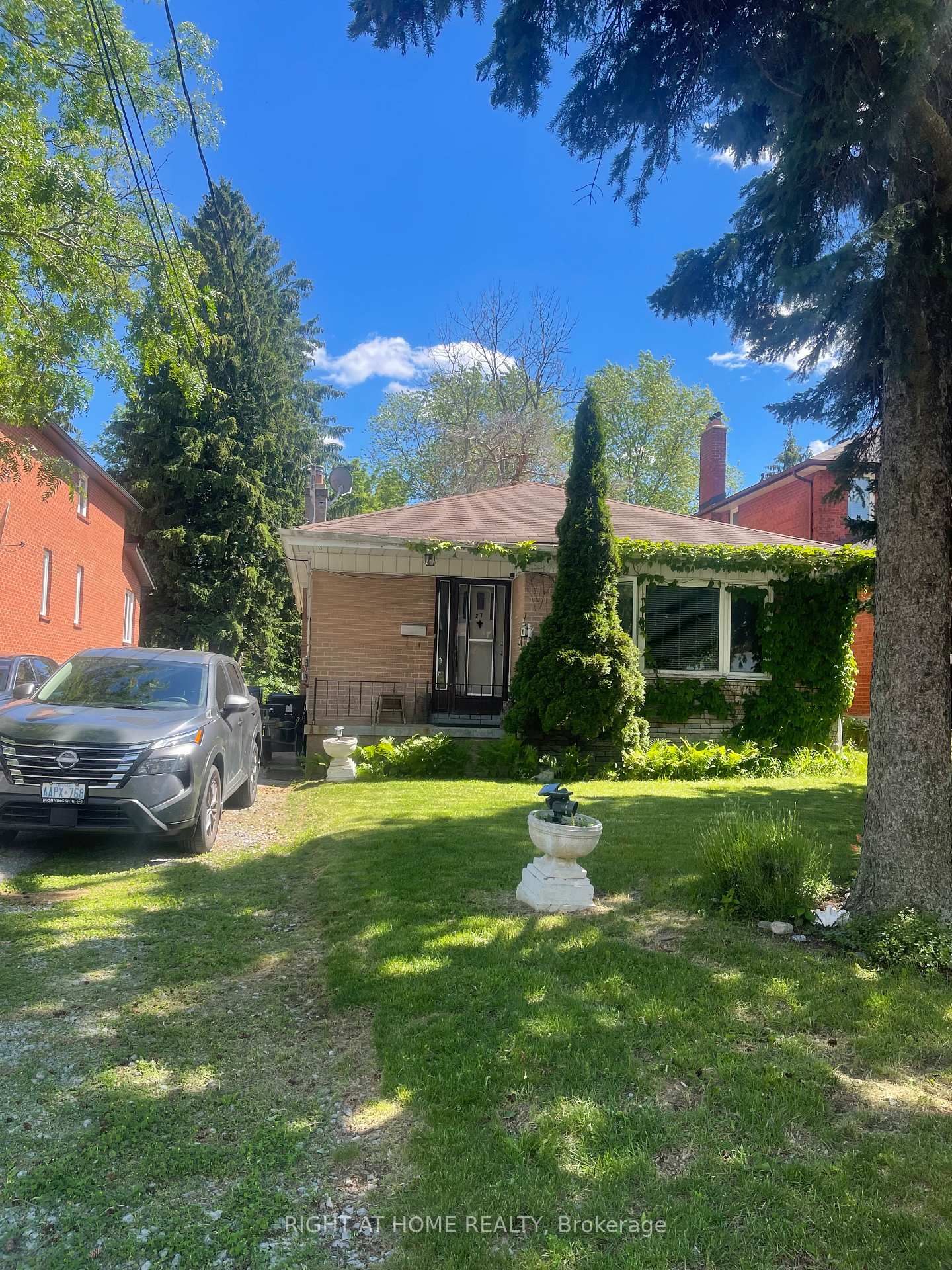 27-wanita-road-scarborough-ontario-e13484670