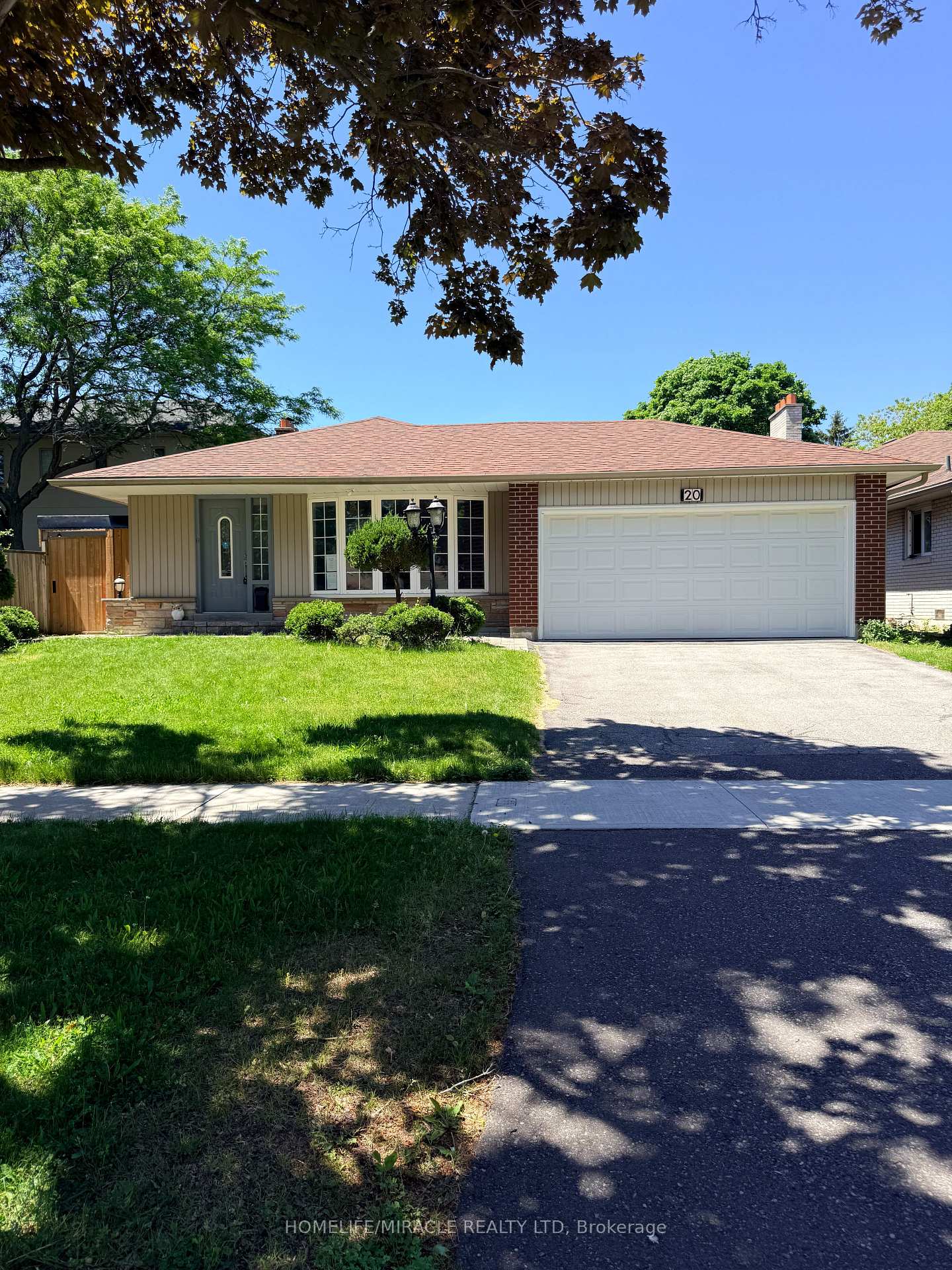 20-king-louis-crescent-scarborough-ontario-e13485318