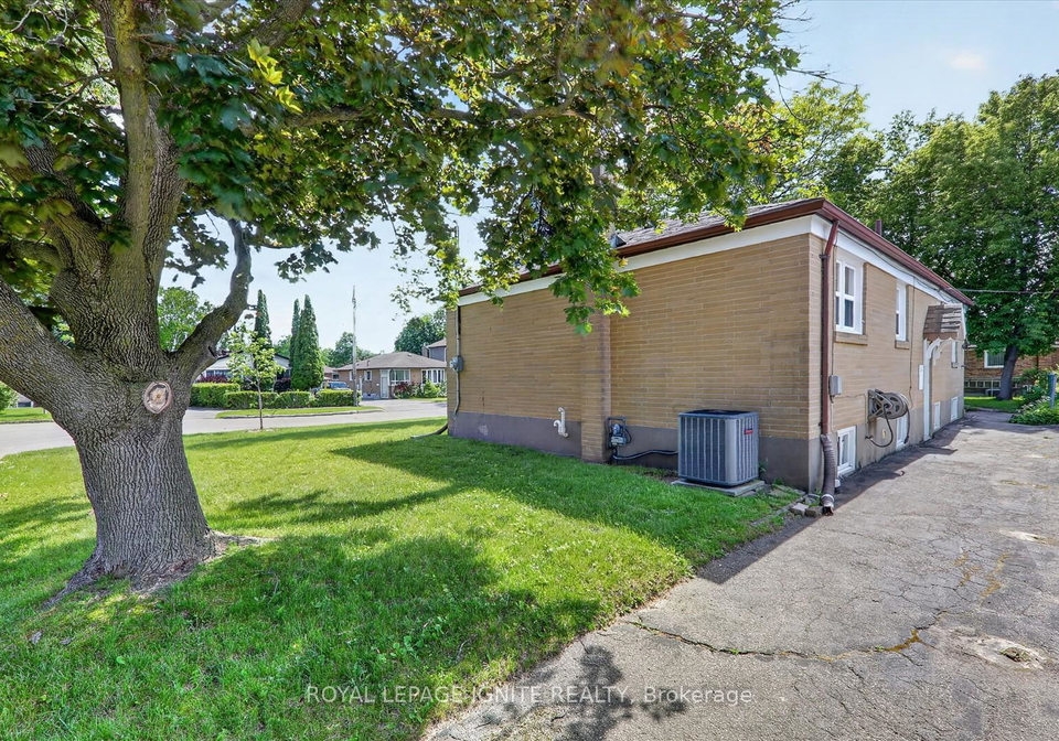 20-alanbury-crescent-scarborough-ontario-e13485740
