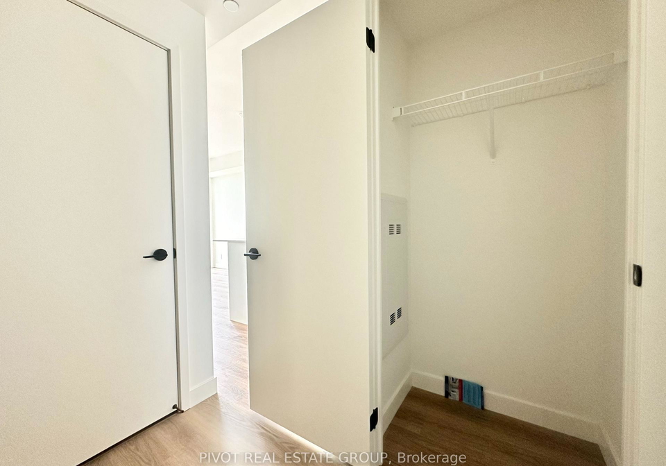 1050-eastern-avenue-toronto-ontario-e13486028