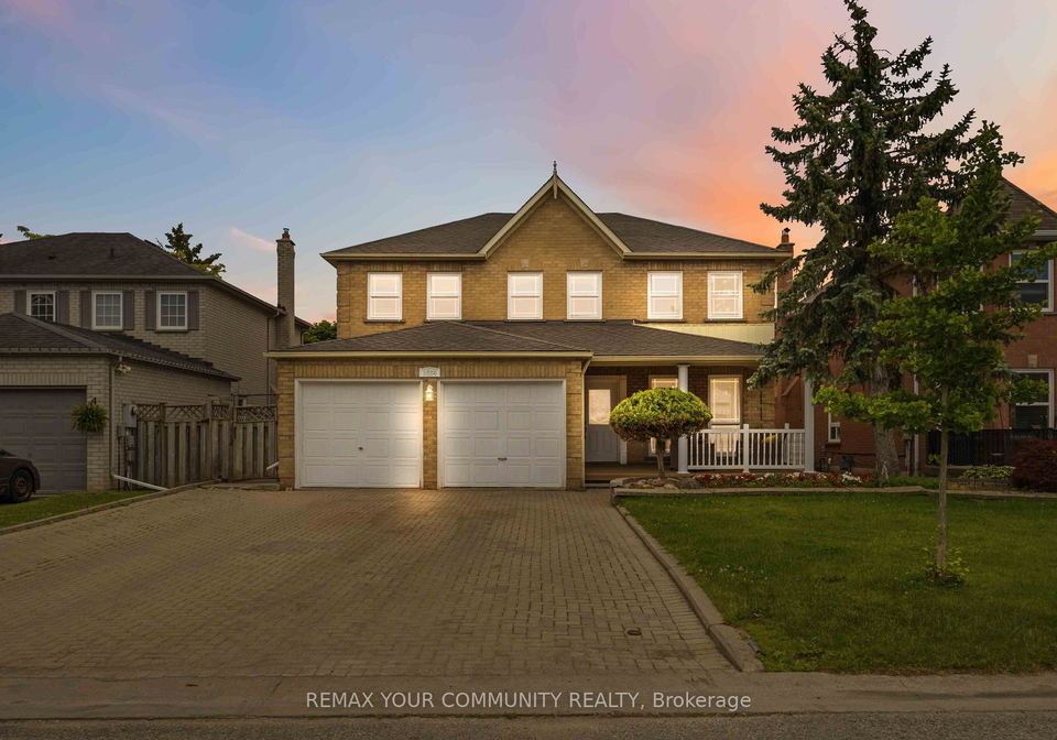 1554-saugeen-drive-pickering-ontario-e13486254