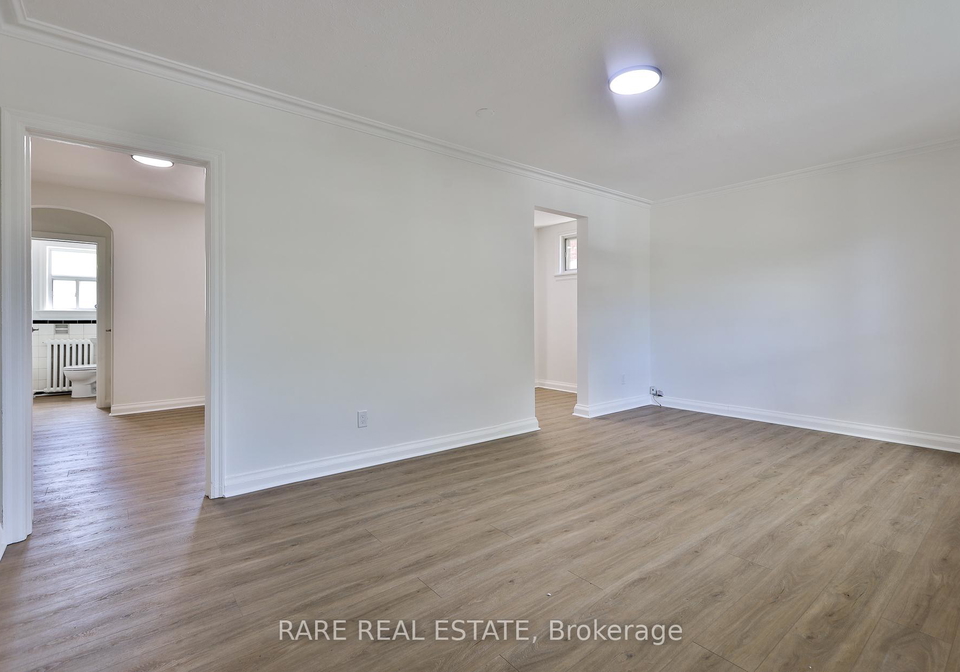 2367-12-queen-street-toronto-ontario-e13486442