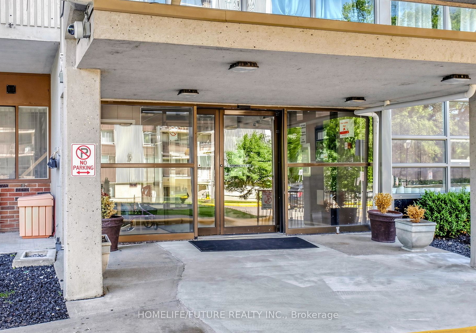 3380-eglinton-avenue-e-scarborough-ontario-e13486538