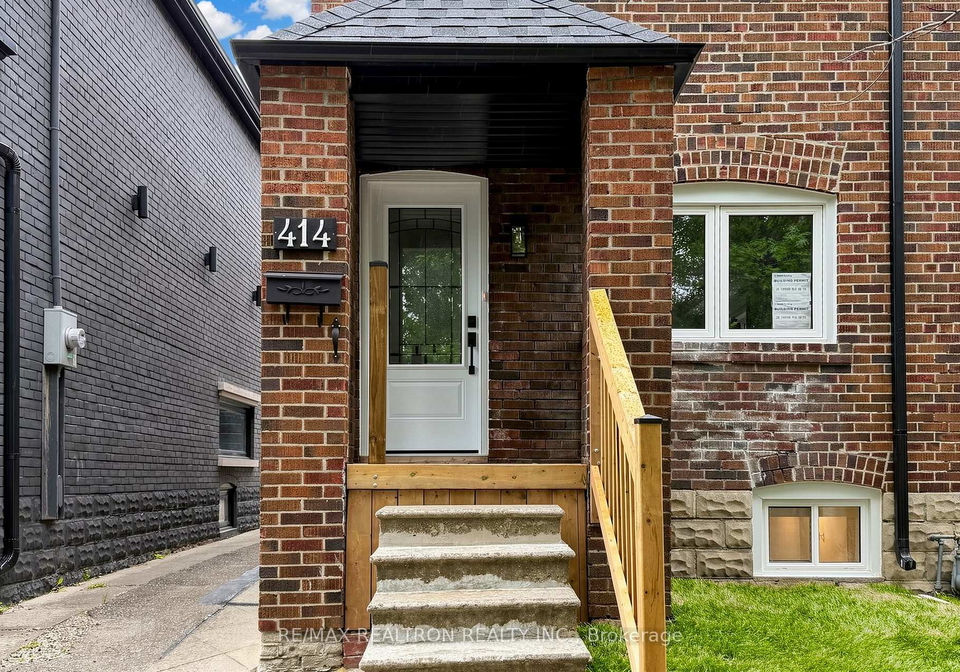 414-mortimer-avenue-east-york-ontario-e13487038