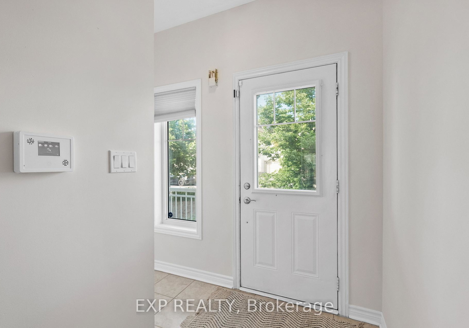 12-mantz-crescent-whitby-ontario-e13487374