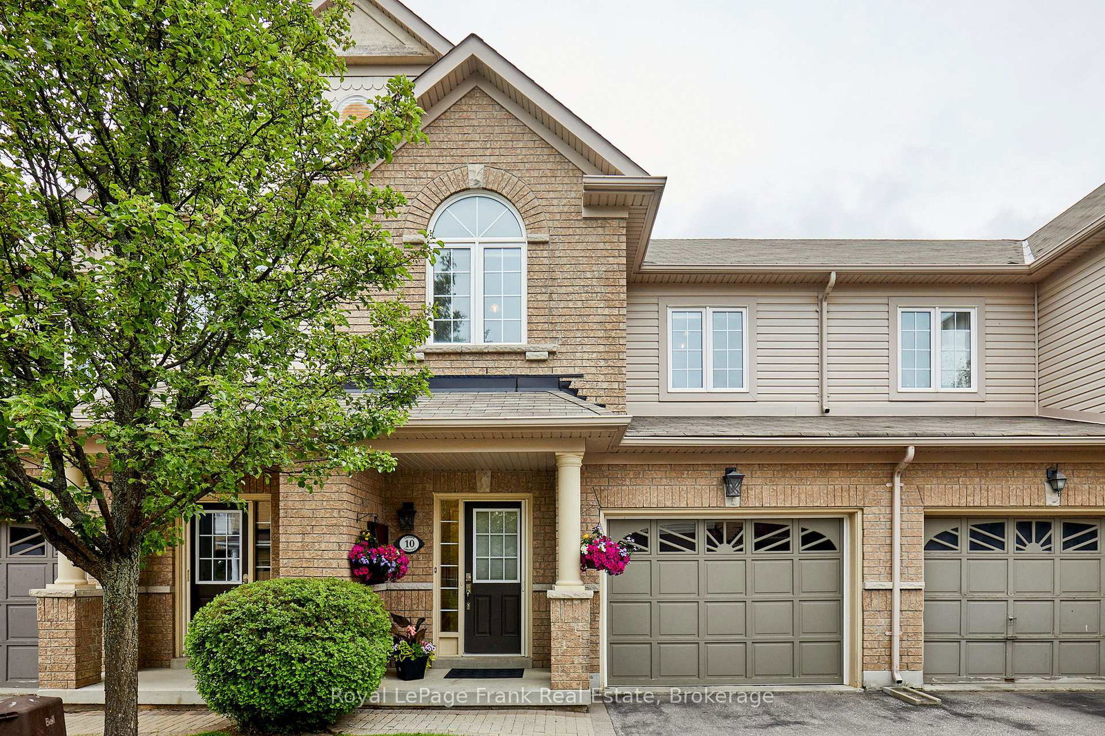 10-lander-crescent-clarington-ontario-e13487392