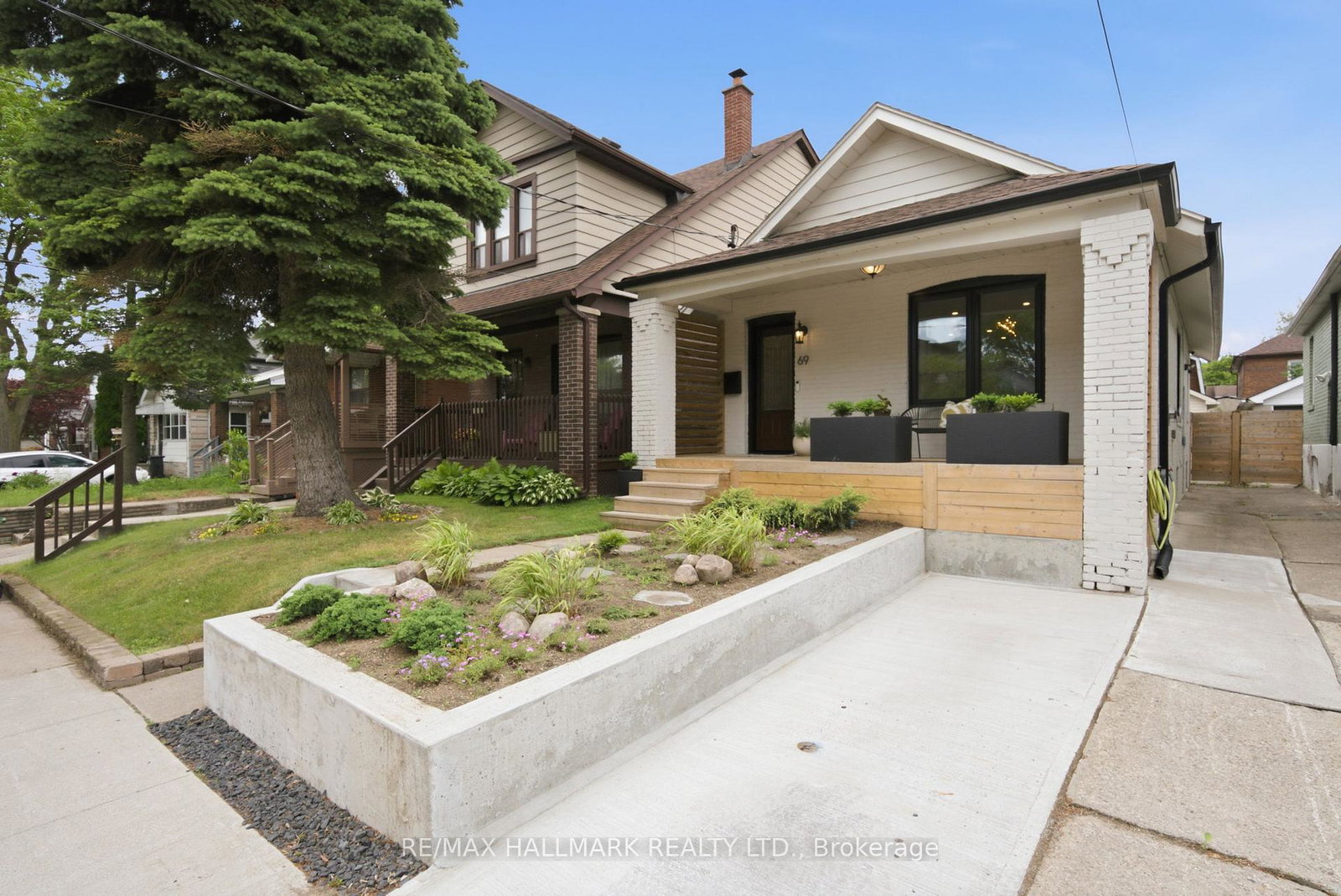 69-gatwick-avenue-toronto-east-york-ontario-e13487654