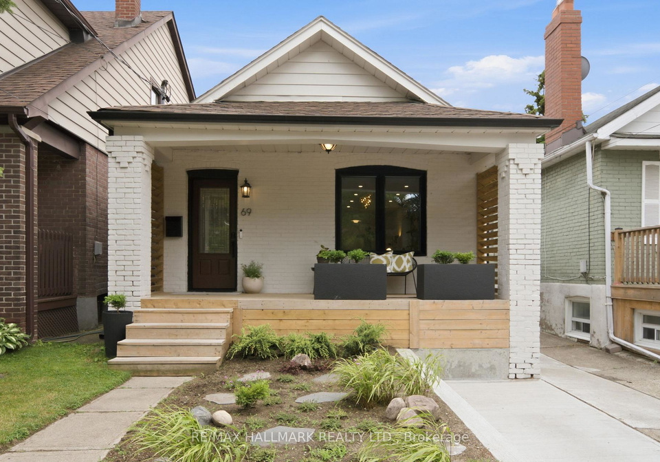69-gatwick-avenue-toronto-east-york-ontario-e13487654