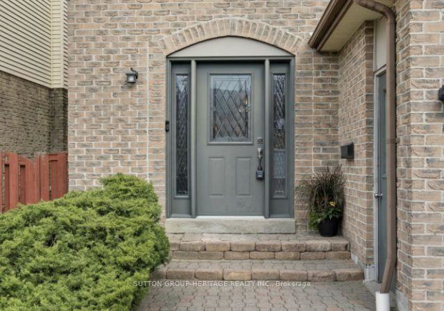 1509-woodruff-crescent-pickering-ontario-e13487668