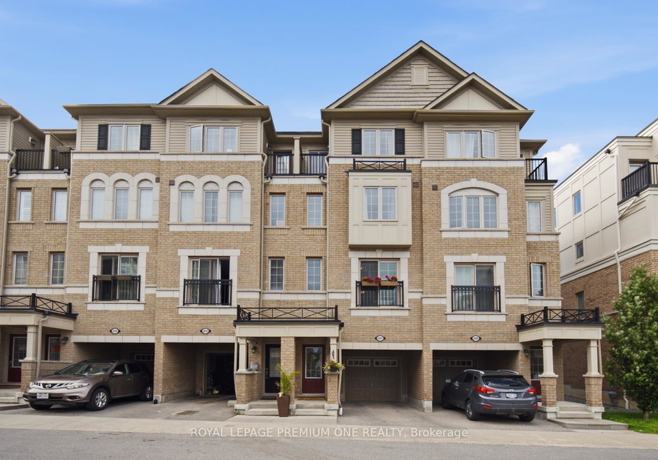 2691-deputy-minister-path-oshawa-ontario-e13488230