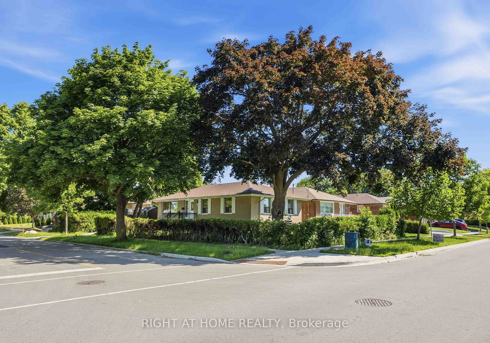 1-mozart-avenue-toronto-scarborough-ontario-e13488284