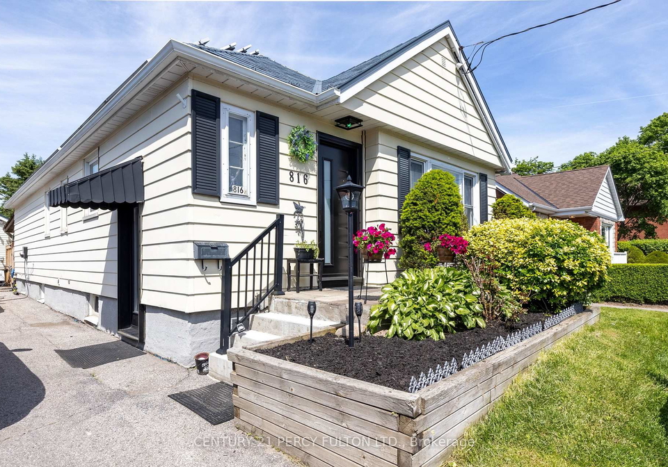 816-n-simcoe-street-n-oshawa-ontario-e13488658