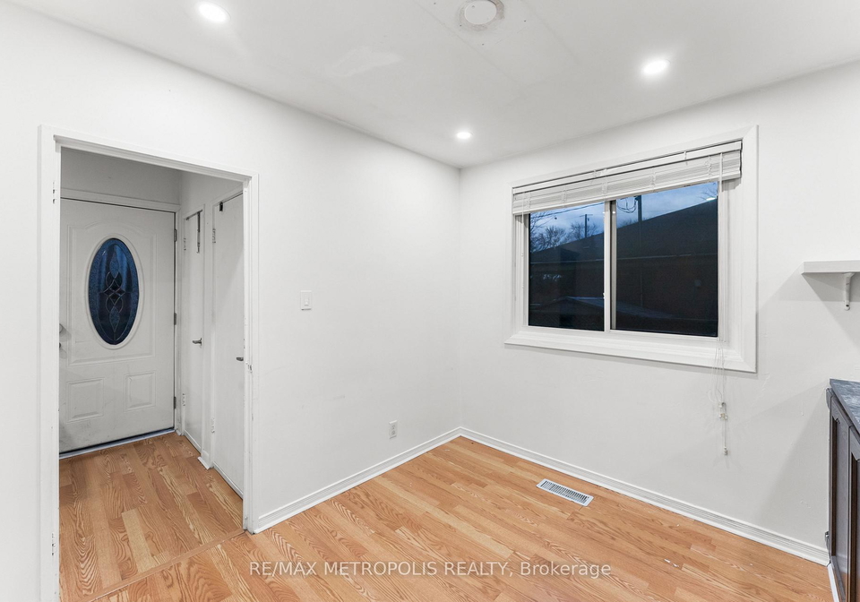 312-palmerston-avenue-whitby-ontario-e13489890